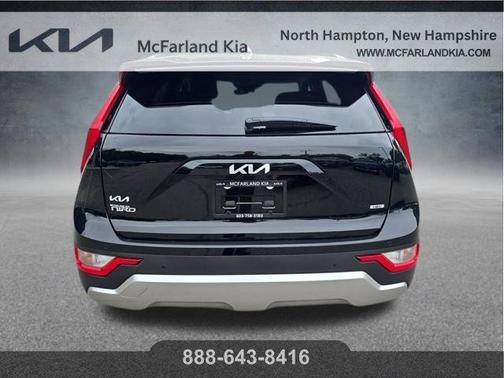 Aurora Black Pearl 2025 Kia Niro EX