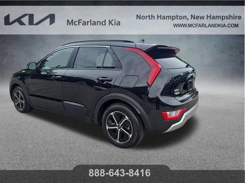 Aurora Black Pearl 2025 Kia Niro EX