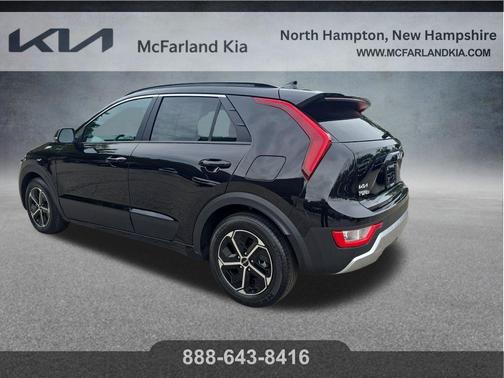 Aurora Black Pearl 2025 Kia Niro EX