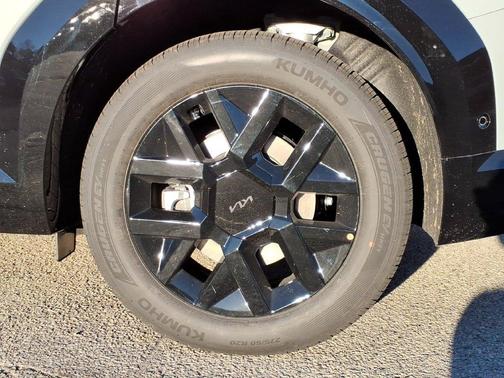 Wolf Gray 2026 Kia EV9 Land