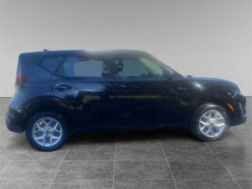 2023 Kia Soul S