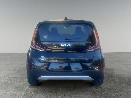 2023 Kia Soul S