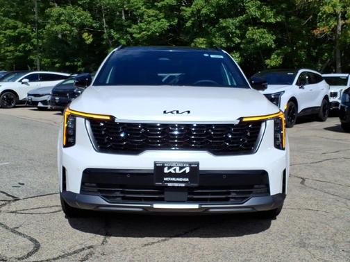 Snow White Pearl 2026 Kia Sorento Hybrid X-LINE SX PRESTIGE