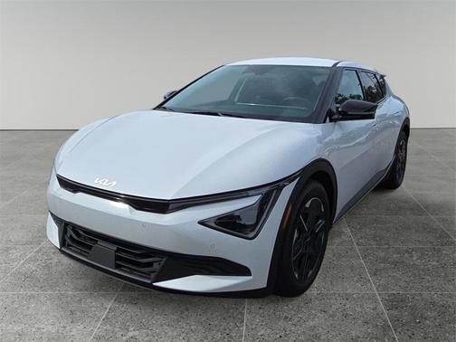 2025 Kia EV6 Light Long Range