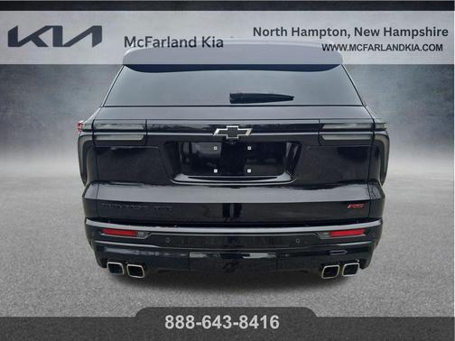 Mosaic Black Metallic 2025 Chevrolet Traverse RS