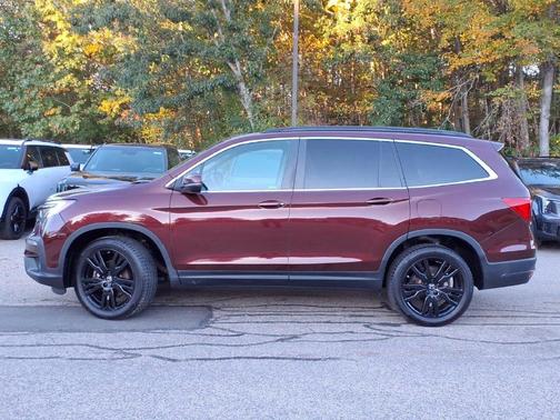 Deep Scarlet Pearl 2022 Honda Pilot Special Edition