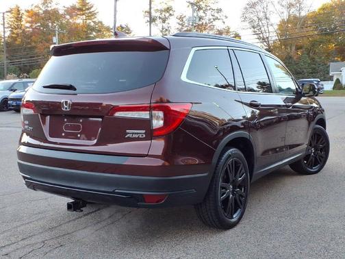 Deep Scarlet Pearl 2022 Honda Pilot Special Edition