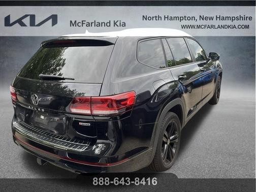 Deep Black Pearl Effect 2022 Volkswagen Atlas 3.6 V6 SEL R-Line Black