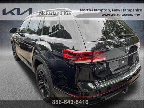 Deep Black Pearl Effect 2022 Volkswagen Atlas 3.6 V6 SEL R-Line Black