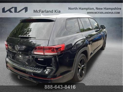 Deep Black Pearl Effect 2022 Volkswagen Atlas 3.6 V6 SEL R-Line Black