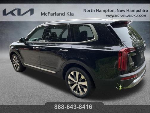 Ebony Black 2022 Kia Telluride S