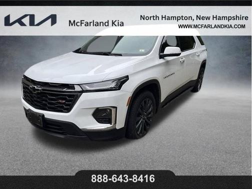 Summit White 2023 Chevrolet Traverse RS