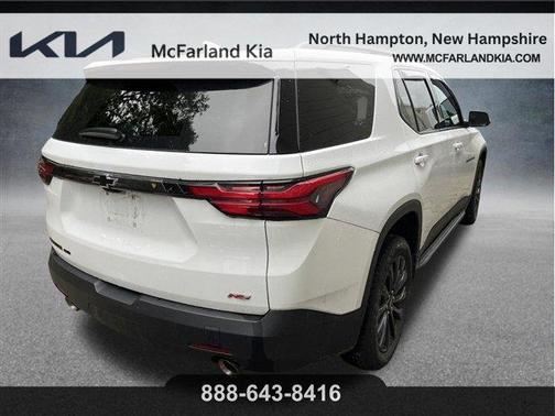 Summit White 2023 Chevrolet Traverse RS