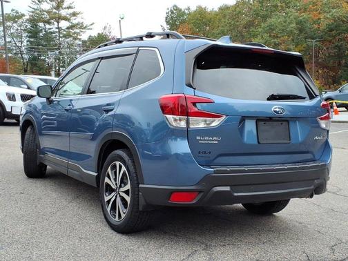 Horizon Blue Pearl 2023 Subaru Forester Limited