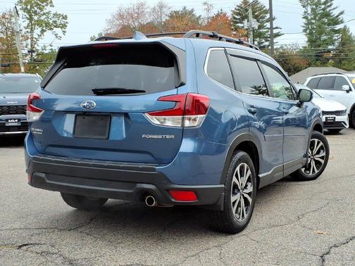 Horizon Blue Pearl 2023 Subaru Forester Limited