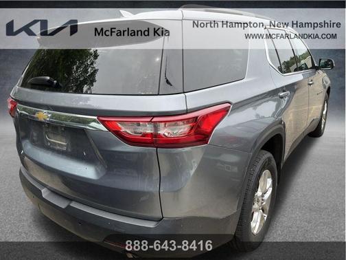 Satin Steel Metallic 2021 Chevrolet Traverse LT Cloth