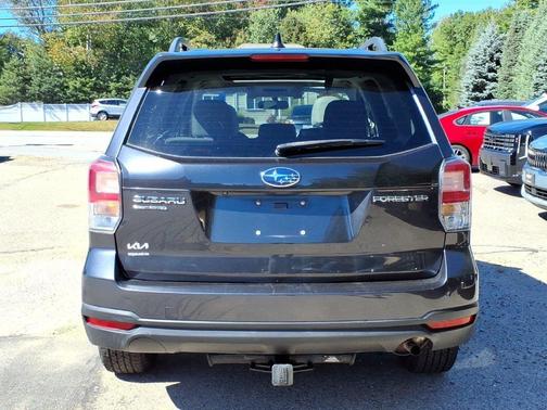 Dark Gray Metallic 2018 Subaru Forester 2.5i Premium