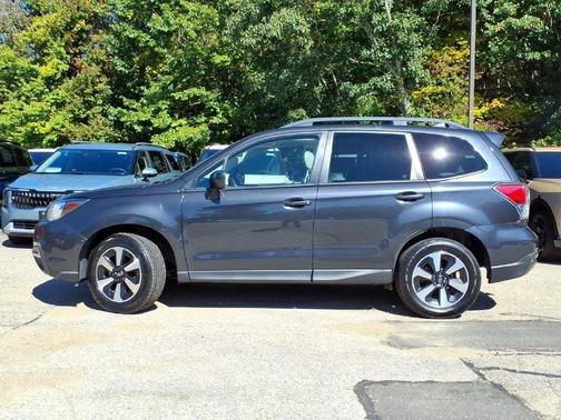 Dark Gray Metallic 2018 Subaru Forester 2.5i Premium