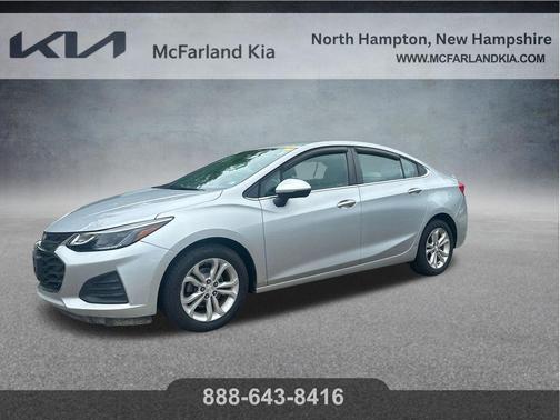 Silver Ice Metallic 2019 Chevrolet Cruze LT