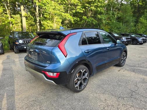 2024 Kia Niro EX Touring
