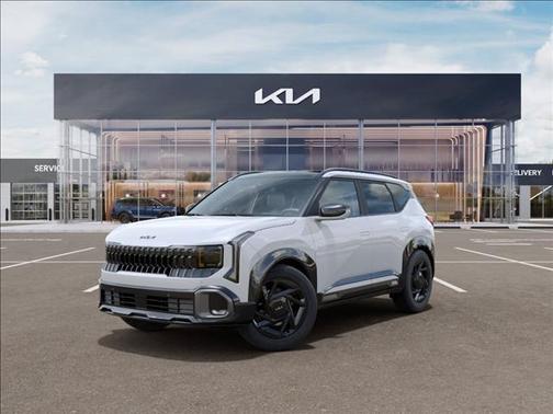 Snow White Pearl 2027 Kia Seltos X-Line