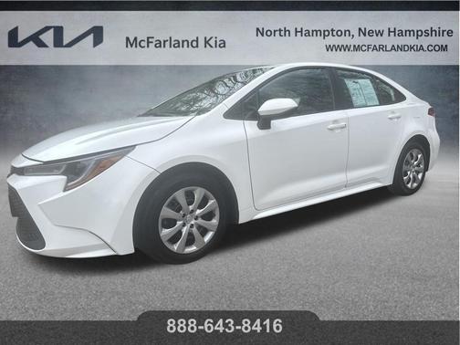 White 2022 Toyota Corolla LE