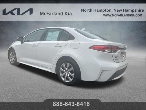 White 2022 Toyota Corolla LE