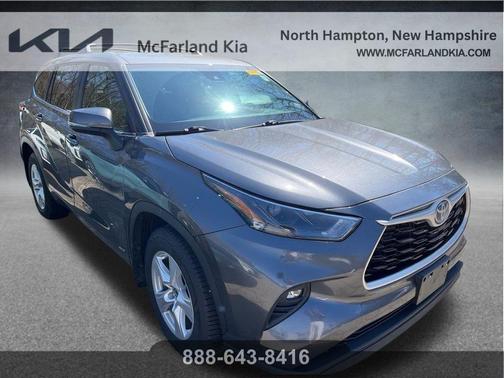 Magnetic Gray Metallic 2023 Toyota Highlander Hybrid LE