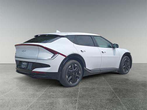 2025 Kia EV6 Wind