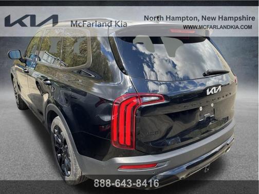 Ebony Black 2022 Kia Telluride EX