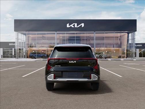 Black 2027 Kia Seltos LX
