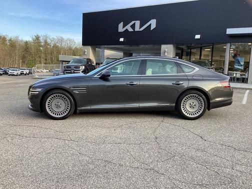 2022 Genesis G80 2.5T