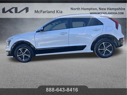 2024 Kia Niro SX