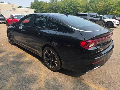 2023 Kia K5 GT-Line