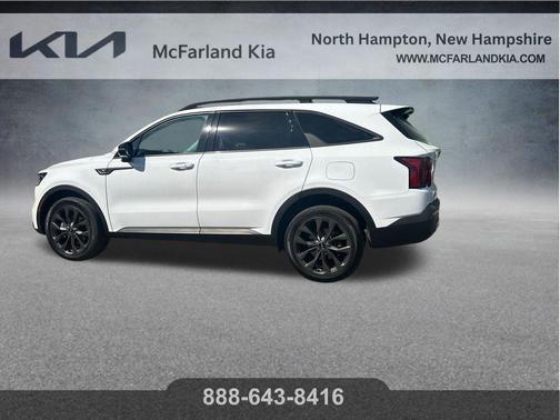 Glacial White Pearl 2023 Kia Sorento X-Line EX
