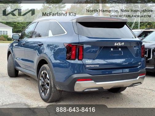 Midnight Black 2025 Kia Sorento S