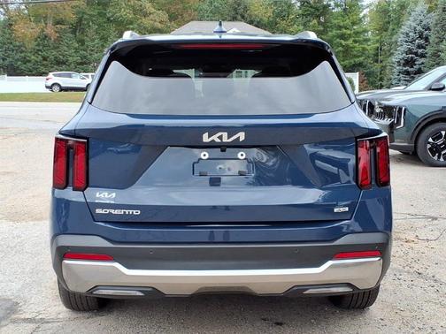 Midnight Black 2025 Kia Sorento S