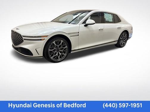 2023 Genesis G90 e-SC