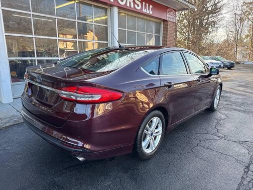 2018 Ford Fusion SE