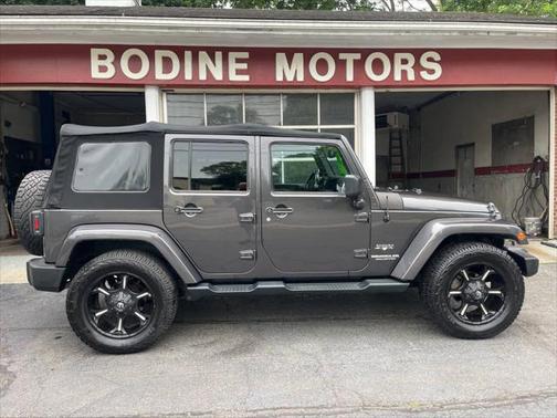 2016 Jeep Wrangler Unlimited Sahara