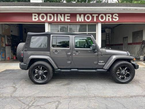 2016 Jeep Wrangler Unlimited Sahara