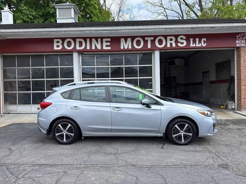 Silver 2019 Subaru Impreza 2.0i Premium