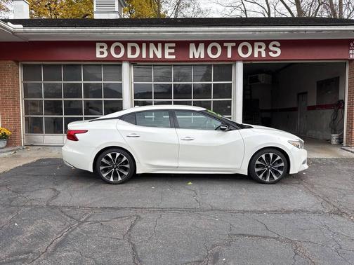 2018 Nissan Maxima 3.5 SR