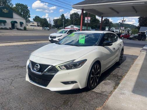 2018 Nissan Maxima 3.5 SR