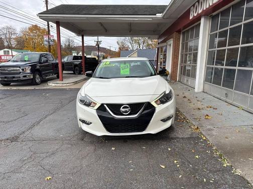 2018 Nissan Maxima 3.5 SR
