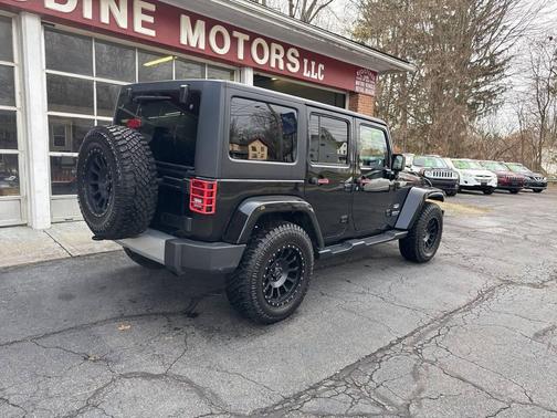 2015 Jeep Wrangler Unlimited Sahara
