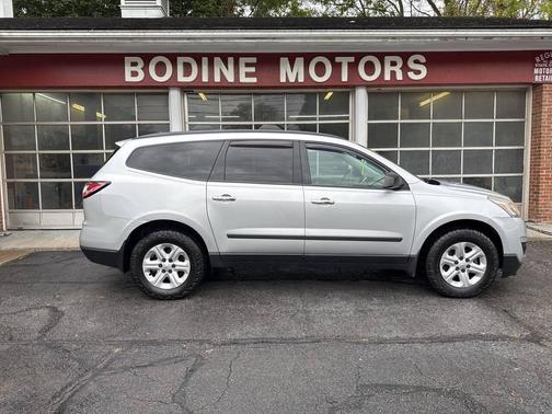 2016 Chevrolet Traverse LS
