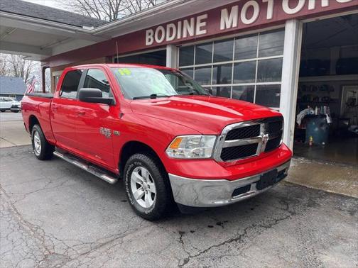 2019 RAM 1500 SLT