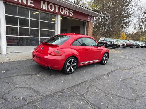 2012 Volkswagen Beetle Base
