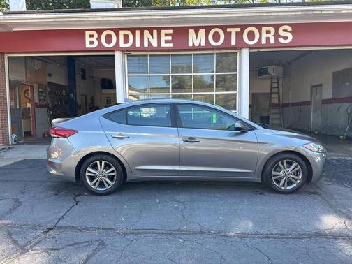 2018 Hyundai ELANTRA Value Edition